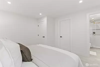 9548 3rd Avenue NW, Seattle, WA 98117 - Photo 21