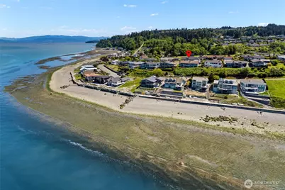 1035 Shorecrest Place, Camano Island, WA 98282 - Photo 13