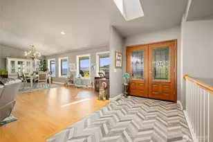 1035 Shorecrest Pl, Camano Island, WA 98282 - Photo 15