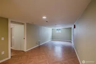 1125 S National Ave, Bremerton, WA 98312 - Photo 17