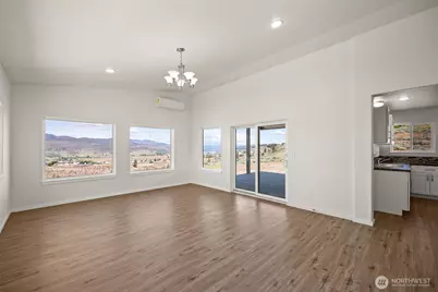 40831 Miles Creston Drive, Davenport, WA 99122 - Photo 5