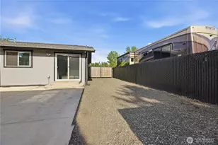 402 Johnson St, Enumclaw, WA 98022 - Photo 25