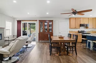 1813 Charles St, DuPont, WA 98327 - Photo 5