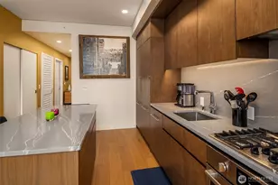 121 Stewart St, Seattle, WA 98101 - Photo 19