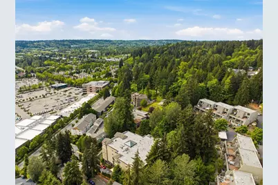 8850 Redmond Woodinville Road NE #301, Redmond, WA 98052 - Photo 27