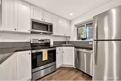 5822 200th Street SW #5822F, Lynnwood, WA 98036 - Photo 7
