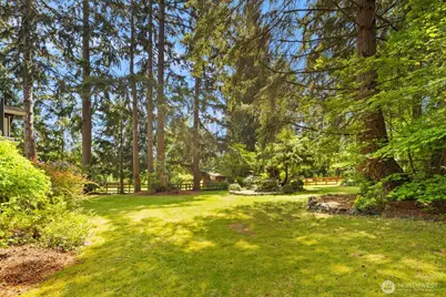 8725 124th Street E, Puyallup, WA 98373 - Photo 35