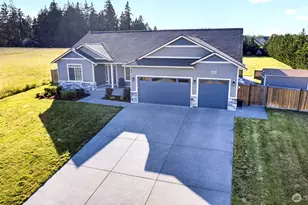 12111 Maxvale Hill Ct SE, Yelm, WA 98597 - Photo 3