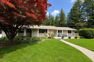 11210 133rd Ave SE, Rainier, WA 98576 - Photo 1