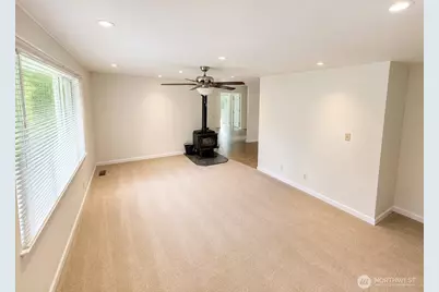 11210 133rd Avenue SE, Rainier, WA 98576 - Photo 9