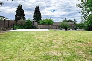 811 Hilltop Ave, Kent, WA 98031 - Photo 21