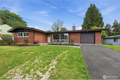 627 SW Normandy Road, Normandy Park, WA 98166 - Photo 1