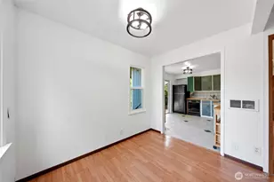10330 Stone Ave N, Seattle, WA 98133 - Photo 13