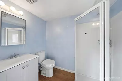 10330 Stone Avenue N, Seattle, WA 98133 - Photo 29