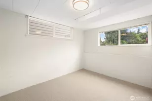 2402 Union Ave NE, Renton, WA 98059 - Photo 21