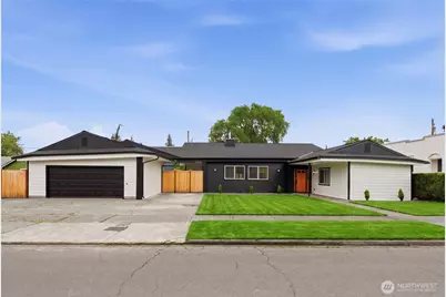 307 S 11th Street, Mount Vernon, WA 98274 - Photo 1
