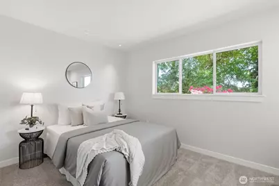 2830 23rd Avenue W, Seattle, WA 98199 - Photo 15