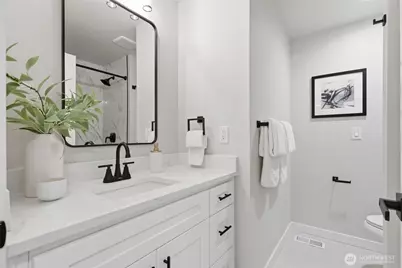 2830 23rd Avenue W, Seattle, WA 98199 - Photo 11