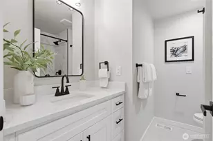 2830 23rd Ave W, Seattle, WA 98199 - Photo 11