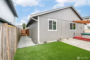 7911 204th St Ct E, Spanaway, WA 98387 - Photo 23