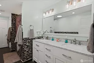 1419 S 240th St, Des Moines, WA 98198 - Photo 17