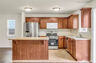 6048 Park St E, Fife, WA 98424 - Photo 11