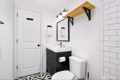 22213 6th Avenue S #203, Des Moines, WA 98198 - Photo 23