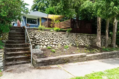2129 42nd Avenue SW, Seattle, WA 98116 - Photo 37
