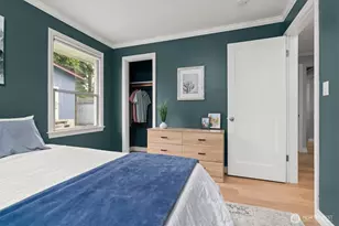 2129 42nd Ave SW, Seattle, WA 98116 - Photo 9
