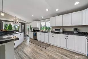 11719 8th St E, Edgewood, WA 98372 - Photo 11