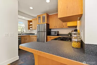 547 NE 91st Street, Seattle, WA 98115 - Photo 13