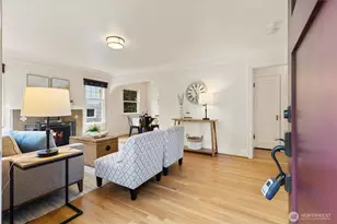 547 NE 91st St, Seattle, WA 98115 - Photo 3