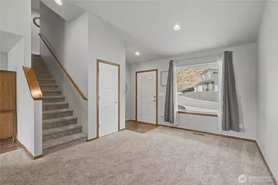 116 George Loop, Rock Island, WA 98850 - Photo 5