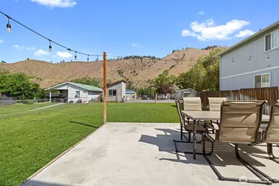 200 W Pleasant Avenue, Cashmere, WA 98815 - Photo 31