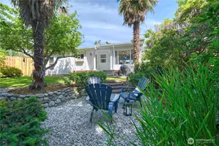 689 Deer Ln, Point Roberts, WA 98281 - Photo 23