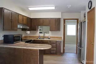 2 Oakes Dr, Tonasket, WA 98855 - Photo 3