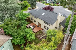 24544 SE 43rd Pl, Sammamish, WA 98029 - Photo 35