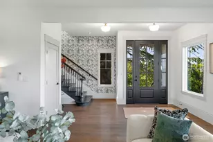 1303 E Lynn St, Seattle, WA 98102 - Photo 27