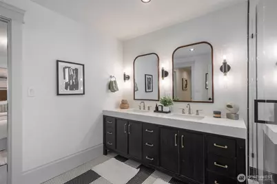 1303 E Lynn Street, Seattle, WA 98102 - Photo 35