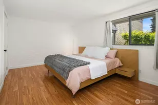 9909 NE 1st, Bellevue, WA 98004 - Photo 19