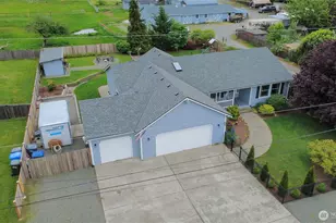 10909 Vickery Ave E, Tacoma, WA 98446 - Photo 33