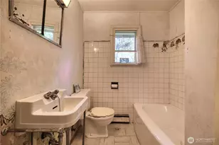 634 S Beach Rd, Point Roberts, WA 98281 - Photo 9
