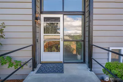 5227 56th Avenue S, Seattle, WA 98118 - Photo 3