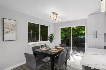 5227 56th Avenue S, Seattle, WA 98118 - Photo 9