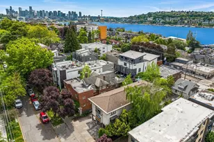 2633 Franklin Ave E, Seattle, WA 98102 - Photo 25