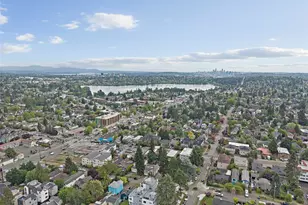 902 N 86th St, Seattle, WA 98103 - Photo 35