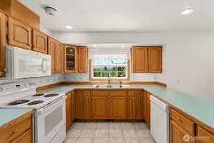 1620 Prospect St, Raymond, WA 98577 - Photo 11