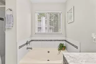 21616 SE 257th Pl, Maple Valley, WA 98038 - Photo 23