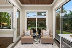 10021 NE 16th Pl, Bellevue, WA 98004 - Photo 21