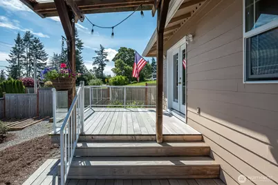 510 Sunnycrest, Camano Island, WA 98282 - Photo 33